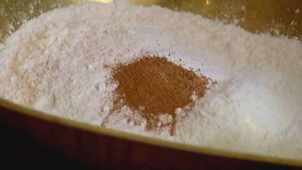 морковные маффины с грецкими орехами