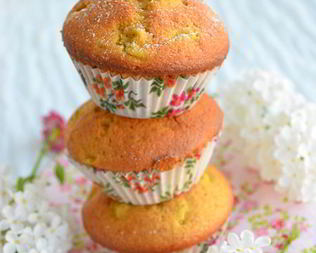 Ревенные маффины с тыквенным пюре