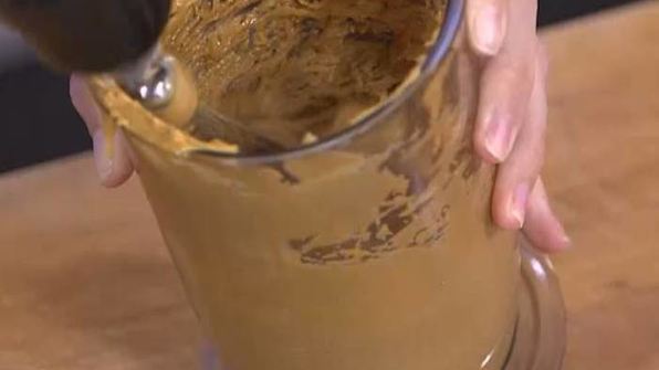 шоколадно-арахисовые маффины