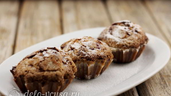 шоколадные маффины с вишней