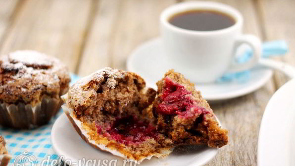 шоколадные маффины с вишней