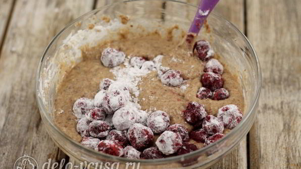 шоколадные маффины с вишней