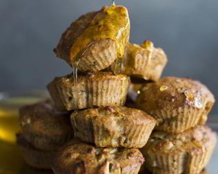 Яблочные маффины на меду и простокваше