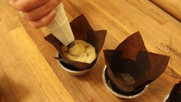 яблочные маффины с шоколадной крошкой