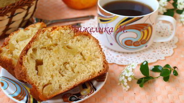 манник на кефире с яблоками