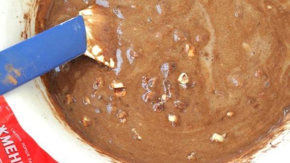 постный шоколадный манник с изюмом