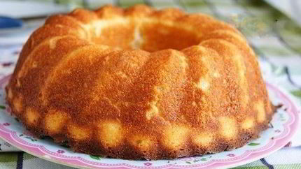 Творожный манник с ванилью и ягодами