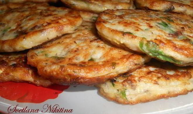 Кабачковые оладушки с грибами