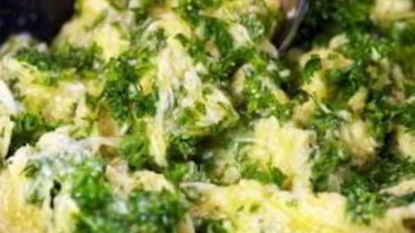 кабачковые оладьи с козьим сыром