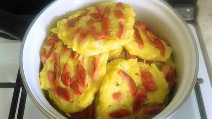 Кабачковые оладьи с сосисками