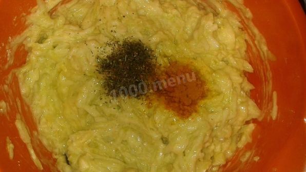 кабачковые оладьи с сосисками