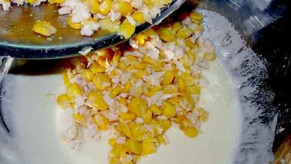 кукурузные оладьи с курицей