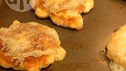 Кукурузные оладьи с сыром