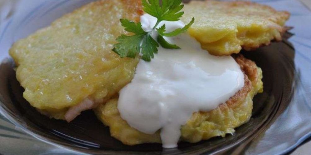 Рецепт оладий из кабачков с сыром