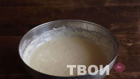 оладьи на сыворотке с черникой