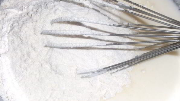 оладьи с чесноком и баклажаном