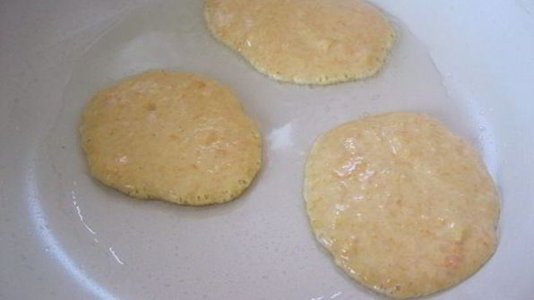 пряные тыквенные оладьи на молоке