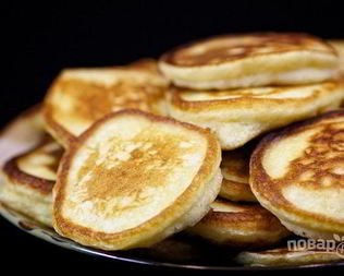 Пышные оладушки на дрожжах