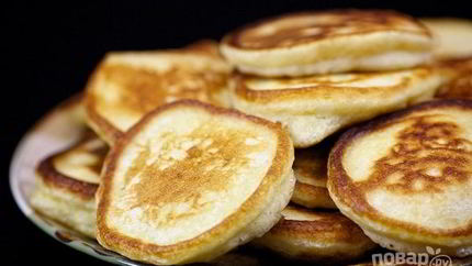 Пышные оладушки на дрожжах