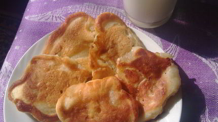 Старинные оладьи с яблоками