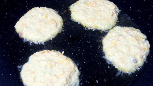 тыквенные оладьи на твороге