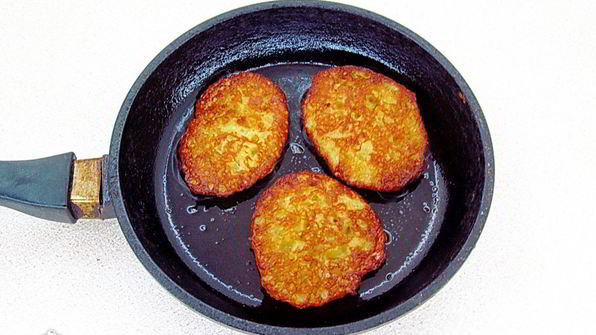 заварные картофельные оладьи