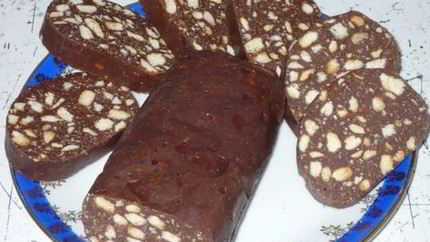 Колбаска из печенья и сгущенки