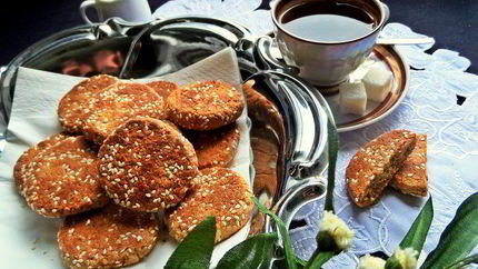 Кунжутное печенье на жареной муке