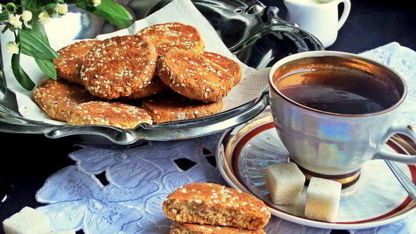 кунжутное печенье на жареной муке