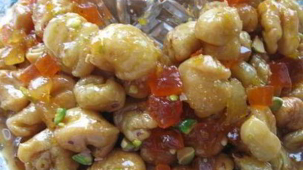 неаполитанское рождественское печенье струффоли