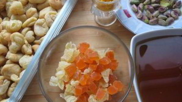 неаполитанское рождественское печенье струффоли