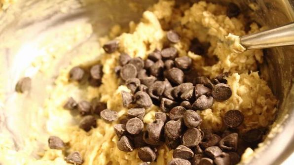 овсяное печенье с клюквой и шоколадом