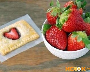 Печенье с клубникой