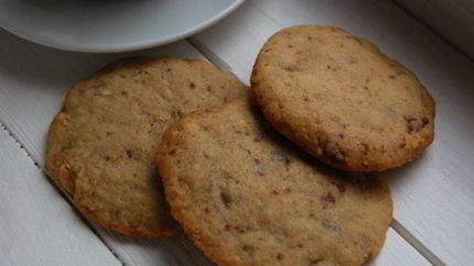 Печенье с орехами и шоколадом