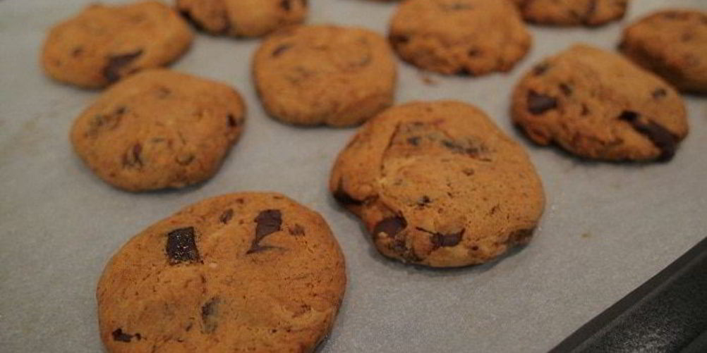 Рецепт печенья с шоколадом и черносливом в сиропе