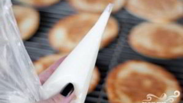 печенье в шоколадно-медовой глазури