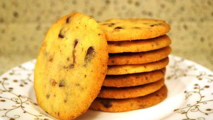 Песочное печенье с шоколадом и цукатами из имбиря