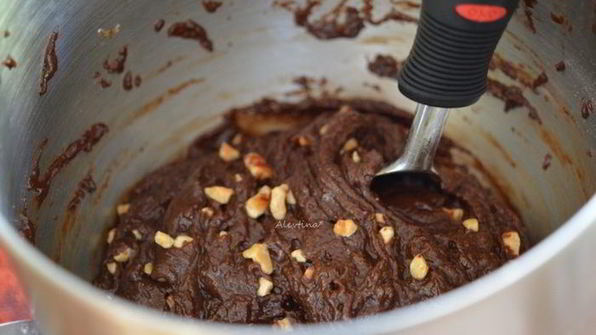 шоколадное печенье с фундуком