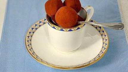 Шоколадные трюфели с миндальным печеньем