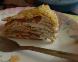 Блинный пирог с форелью