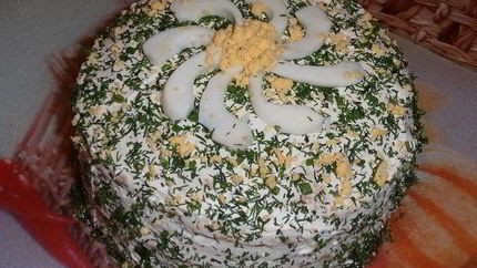 Блинный пирог с курицей, грибами и творогом