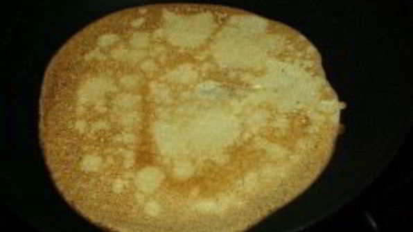 блинный пирог с курицей, грибами и творогом