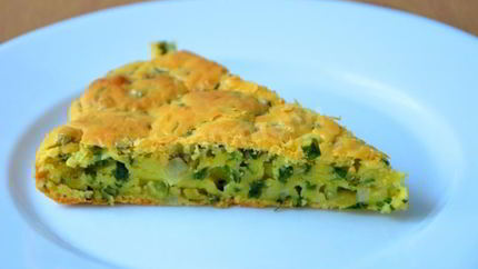 Быстрый заливной пирог с зеленым луком в духовке