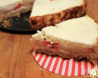 Йогуртовый пирог с яблоками