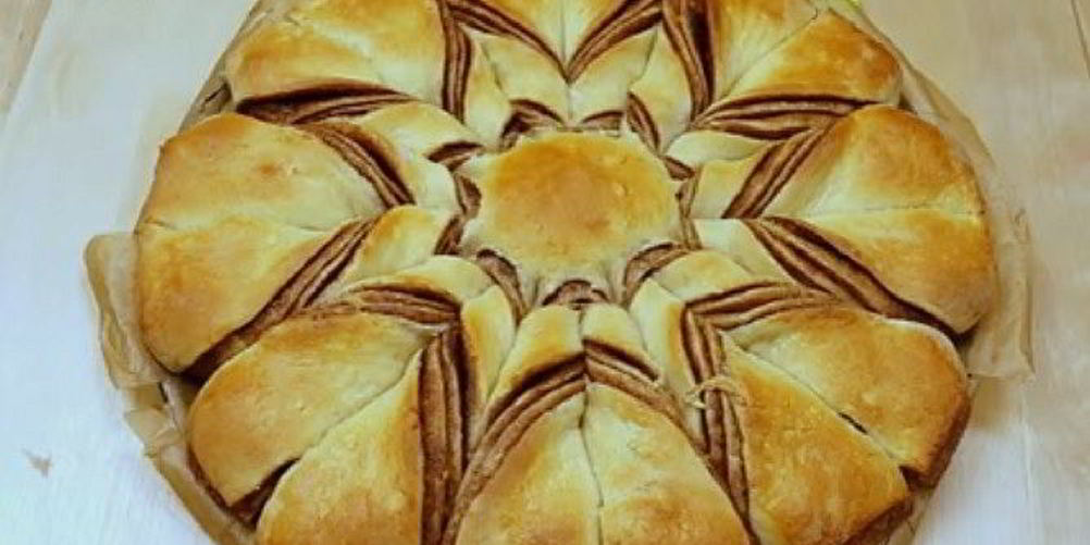 Рецепт красивого пирога из дрожжевого теста