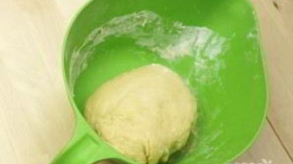 красивый пирог из дрожжевого теста