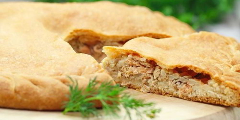 Рецепт мясного пирога с рисом и моцареллой