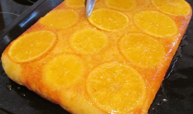 Открытый апельсиновый пирог с карамелью