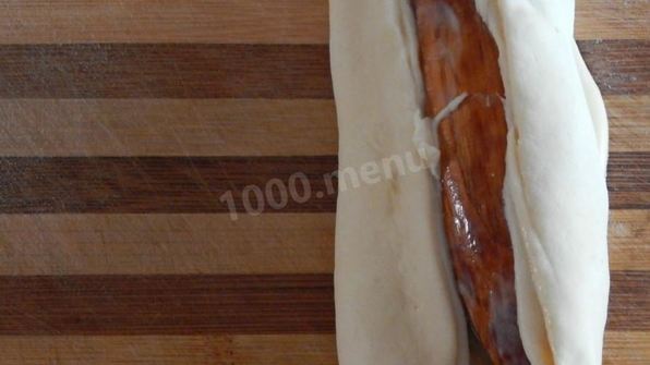 пирог из слоеного теста с творогом