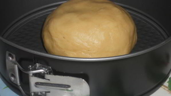 пирог ореховый с яблоками